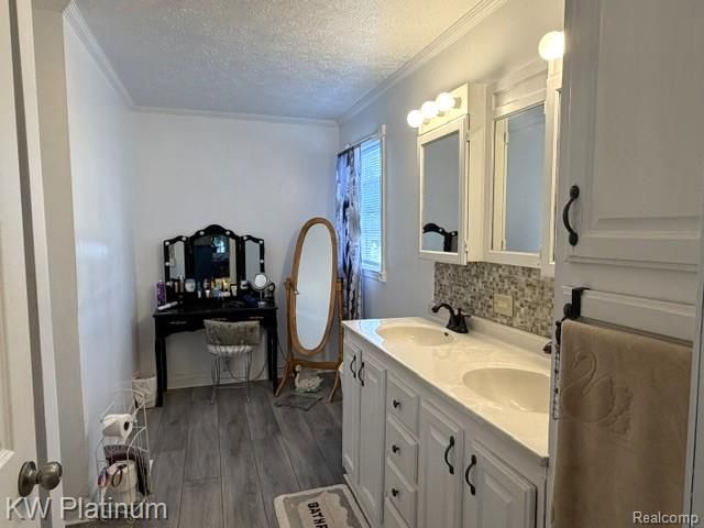 6196 Green Lake Court, Smiths Creek, MI 48074