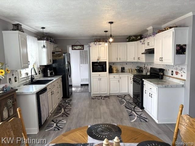 6196 Green Lake Court, Smiths Creek, MI 48074