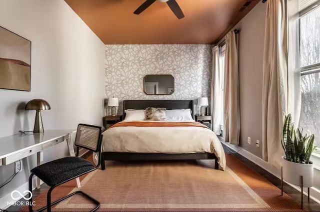 213-215 E 15th Street, Indianapolis, IN 46202