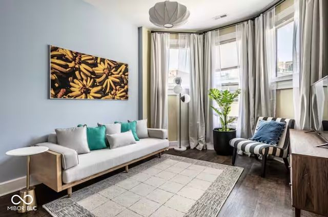 213-215 E 15th Street, Indianapolis, IN 46202