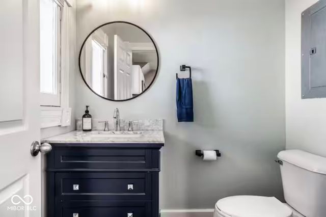 213-215 E 15th Street, Indianapolis, IN 46202