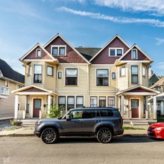 213-215 E 15th Street, Indianapolis, IN 46202