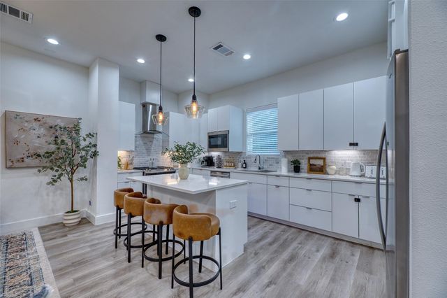 507 Schweikhardt Street, Houston, TX 77020