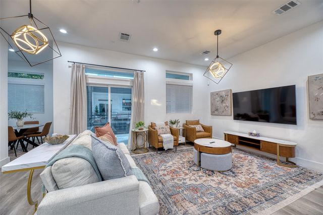 507 Schweikhardt Street, Houston, TX 77020