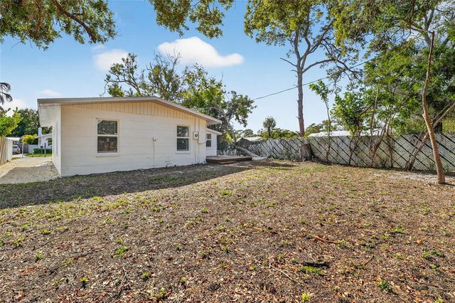 2547 LOMA LINDA STREET, Sarasota, FL 34239