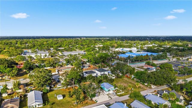 2547 LOMA LINDA STREET, Sarasota, FL 34239