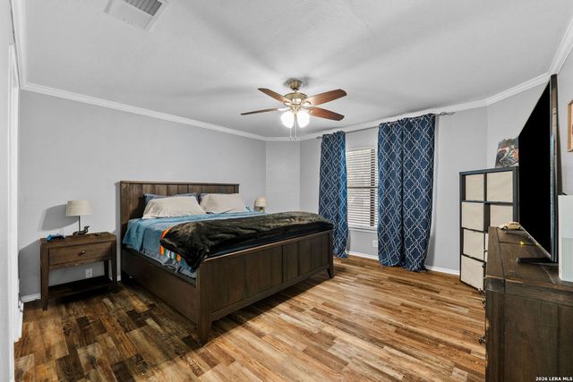 17041 Vista Bluff Dr, San Antonio, TX 78247