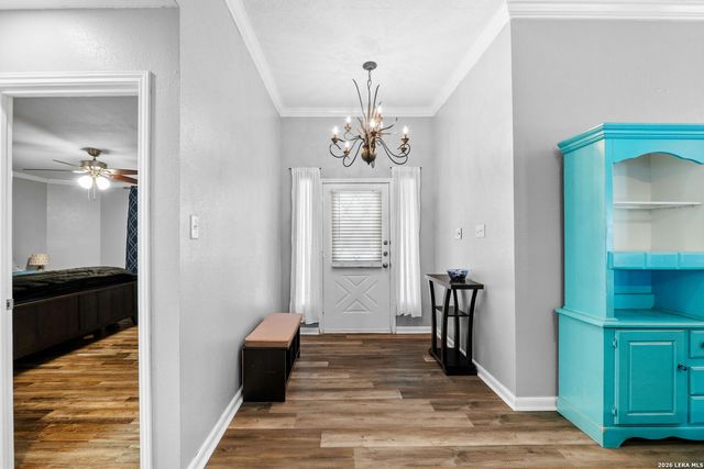 17041 Vista Bluff Dr, San Antonio, TX 78247