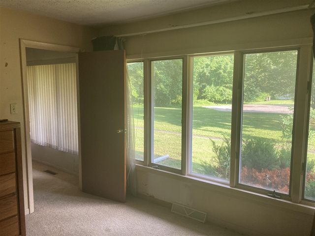 5491 Hoag Road, Battle Creek, MI 49015