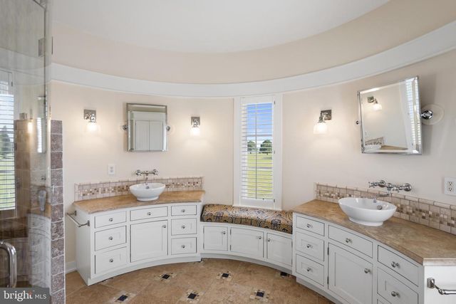 22101 GRAFTON MANOUR LN, Wittman, MD 21676