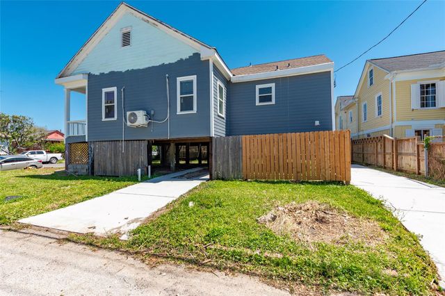 2127 Avenue O, Galveston, TX 77550