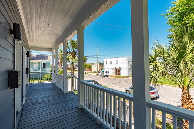2127 Avenue O, Galveston, TX 77550
