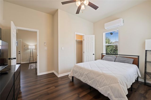 2127 Avenue O, Galveston, TX 77550