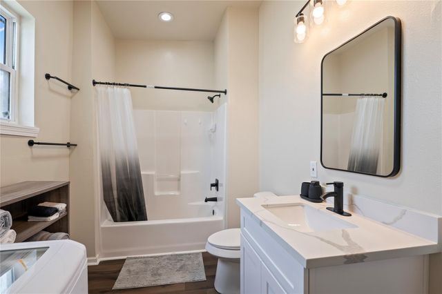 2127 Avenue O, Galveston, TX 77550