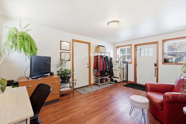 807 N BADGER AVENUE, Appleton, WI 54914