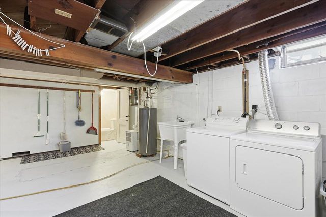 807 N BADGER AVENUE, Appleton, WI 54914