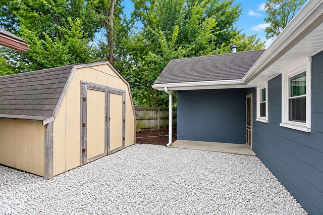 1021 Lafayette Avenue, Lebanon, IN 46052