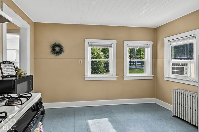 1021 Lafayette Avenue, Lebanon, IN 46052