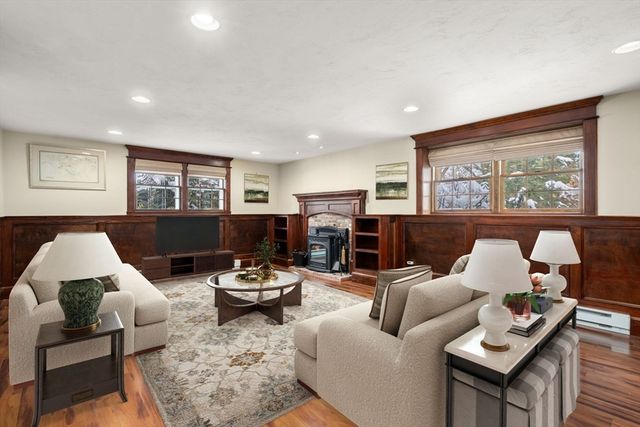 84 Crosby Rd, Marlborough, MA 01752