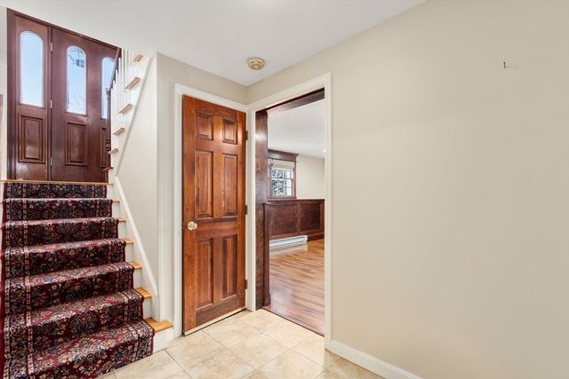 84 Crosby Rd, Marlborough, MA 01752