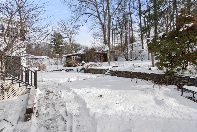 84 Crosby Rd, Marlborough, MA 01752