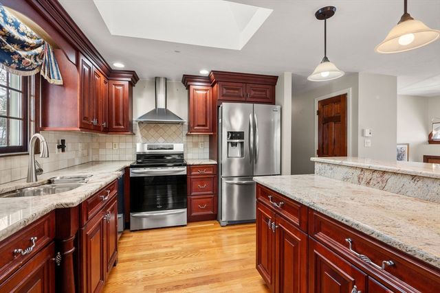 84 Crosby Rd, Marlborough, MA 01752