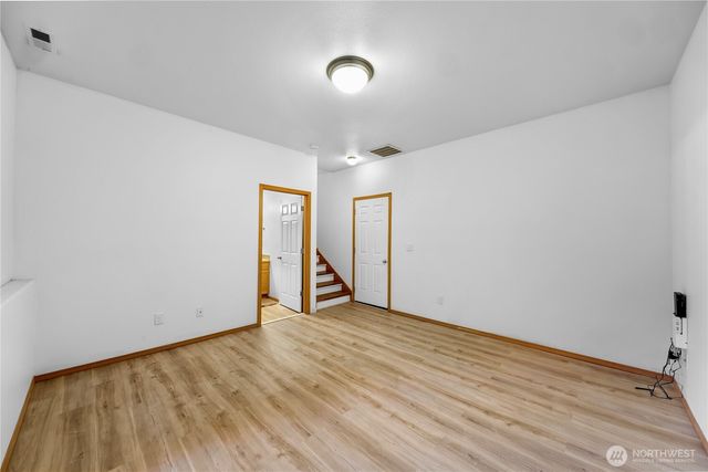 176 Dallas Street, Mount Vernon, WA 98274