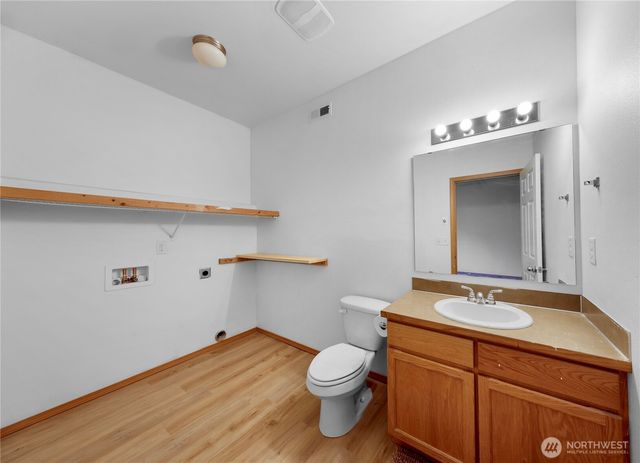 176 Dallas Street, Mount Vernon, WA 98274