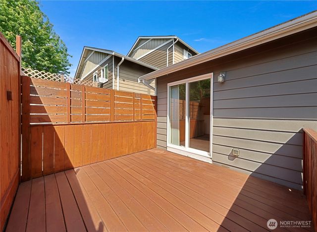 176 Dallas Street, Mount Vernon, WA 98274