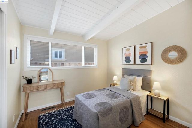 430 Dutchess Ln, Hayward, CA 94544