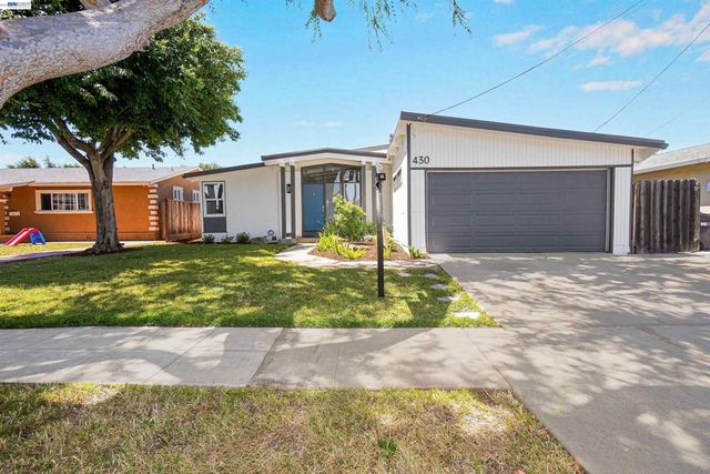 430 Dutchess Ln, Hayward, CA 94544