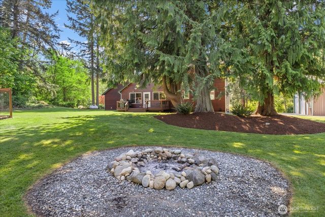 16519 74th Avenue NW, Stanwood, WA 98292