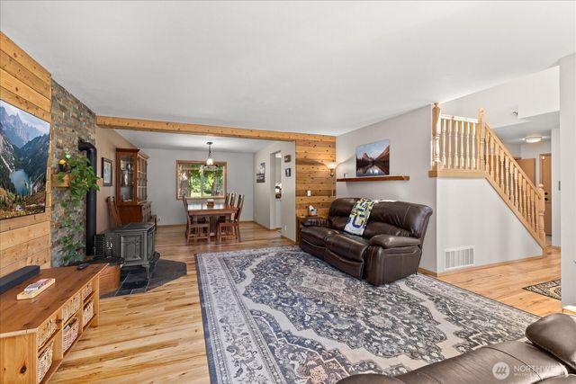 16519 74th Avenue NW, Stanwood, WA 98292