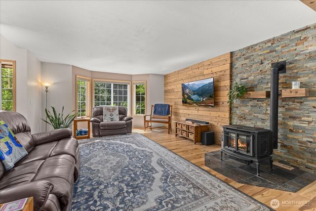 16519 74th Avenue NW, Stanwood, WA 98292