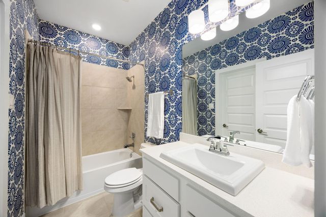 2230 Azure Spring Drive, Missouri City, TX 77459