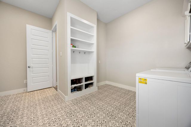 2230 Azure Spring Drive, Missouri City, TX 77459