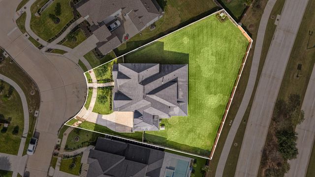 2230 Azure Spring Drive, Missouri City, TX 77459