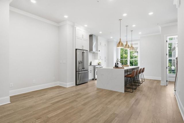 260 Briscoe Way, Alpharetta, GA 30009