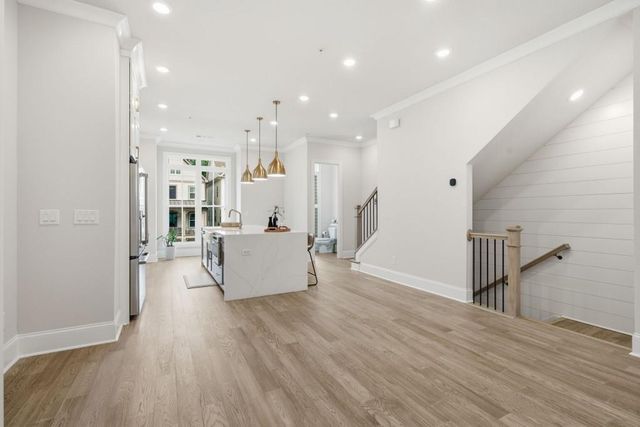 260 Briscoe Way, Alpharetta, GA 30009
