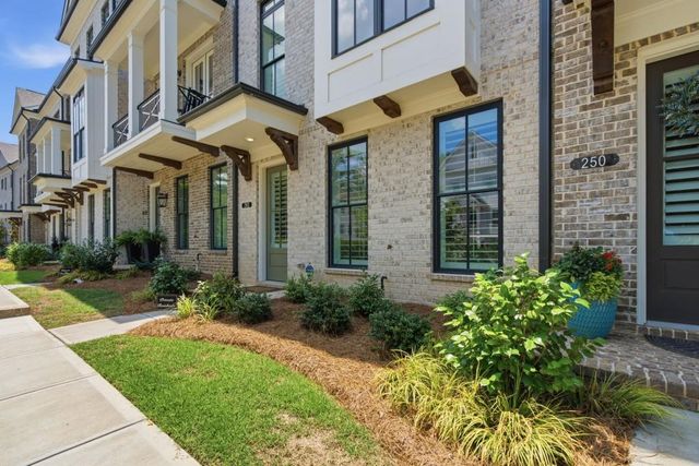 260 Briscoe Way, Alpharetta, GA 30009