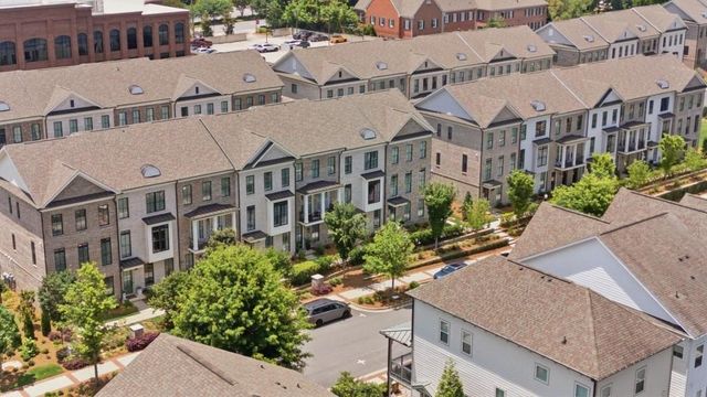 260 Briscoe Way, Alpharetta, GA 30009