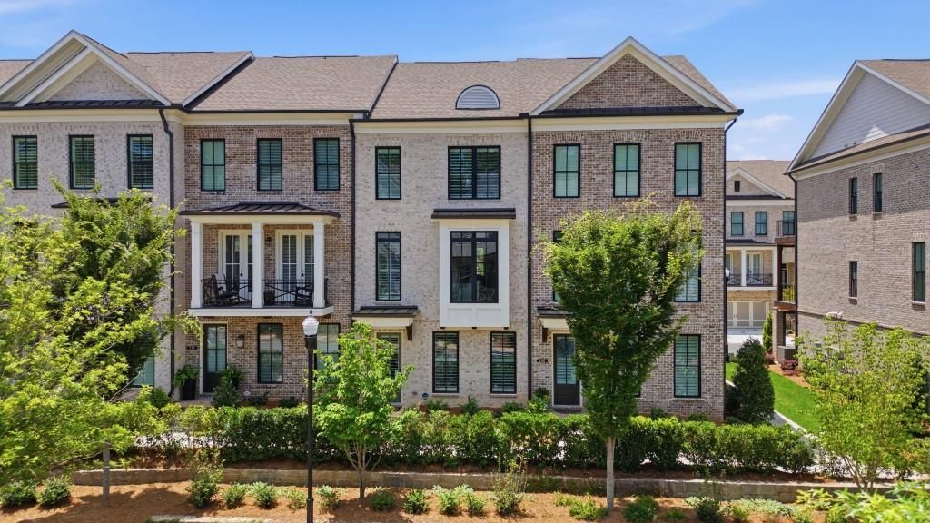 260 Briscoe Way, Alpharetta, GA 30009