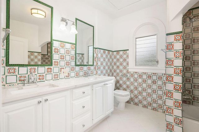 232 Rugby Road, West Palm Beach, FL 33405