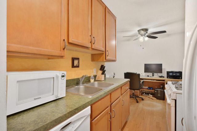 4201 Lakeside Avenue N 113, Brooklyn Center, MN 55429