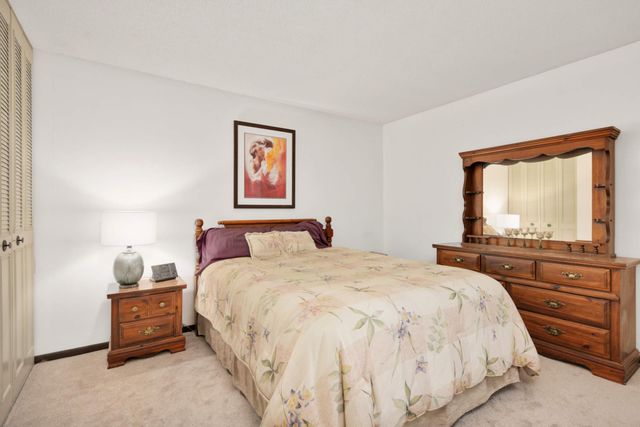 4201 Lakeside Avenue N 113, Brooklyn Center, MN 55429