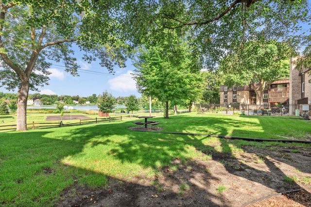 4201 Lakeside Avenue N 113, Brooklyn Center, MN 55429