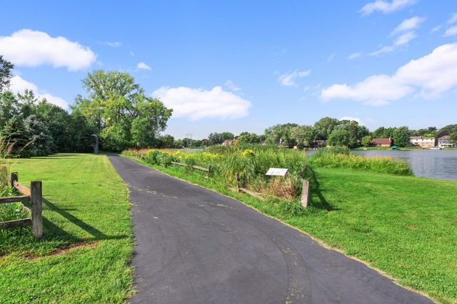 4201 Lakeside Avenue N 113, Brooklyn Center, MN 55429