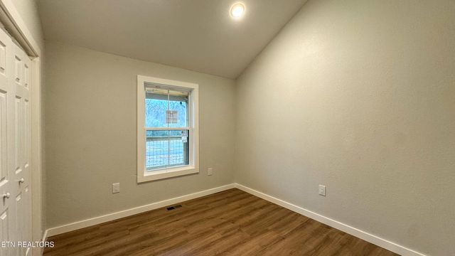 404 High St, Elgin, TN 37732