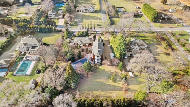 42 Tanners Neck Lane, Westhampton, NY 11977