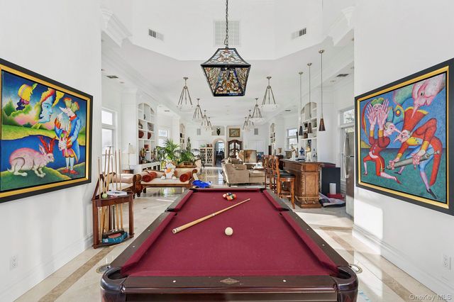 42 Tanners Neck Lane, Westhampton, NY 11977